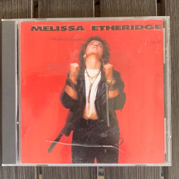 Melissa Ethridge Island - Picture 1 of 3